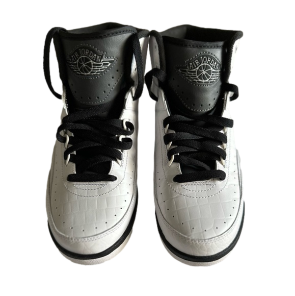 Air Jordan 2 Retro "Wing It" Youth Size 7 NWOT - Picture 2 of 13